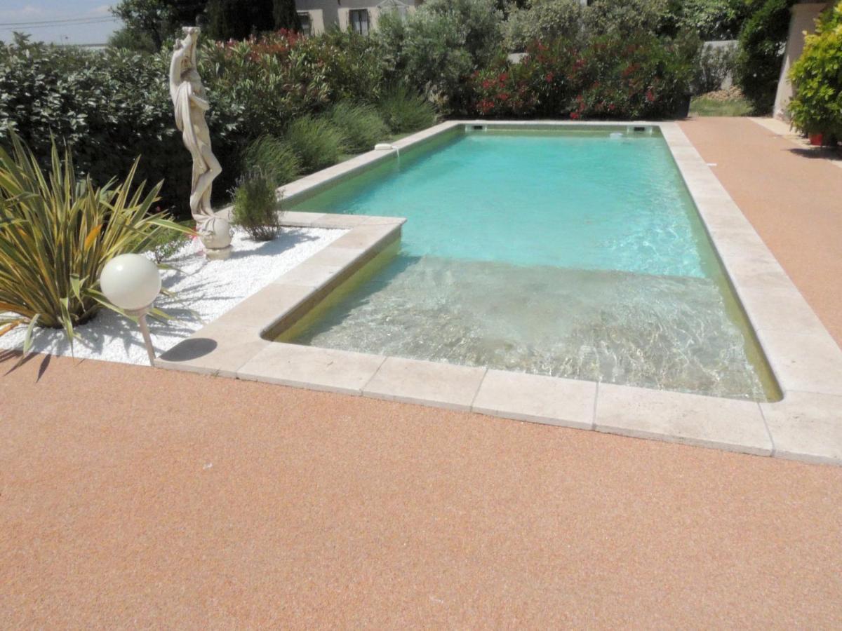 Villa des Cigales Beaucaire  Extérieur photo