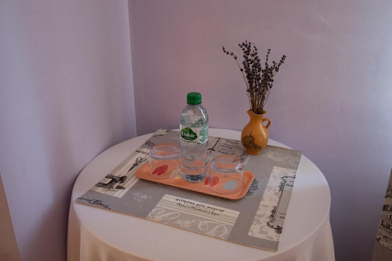 Villa des Cigales Beaucaire  Extérieur photo