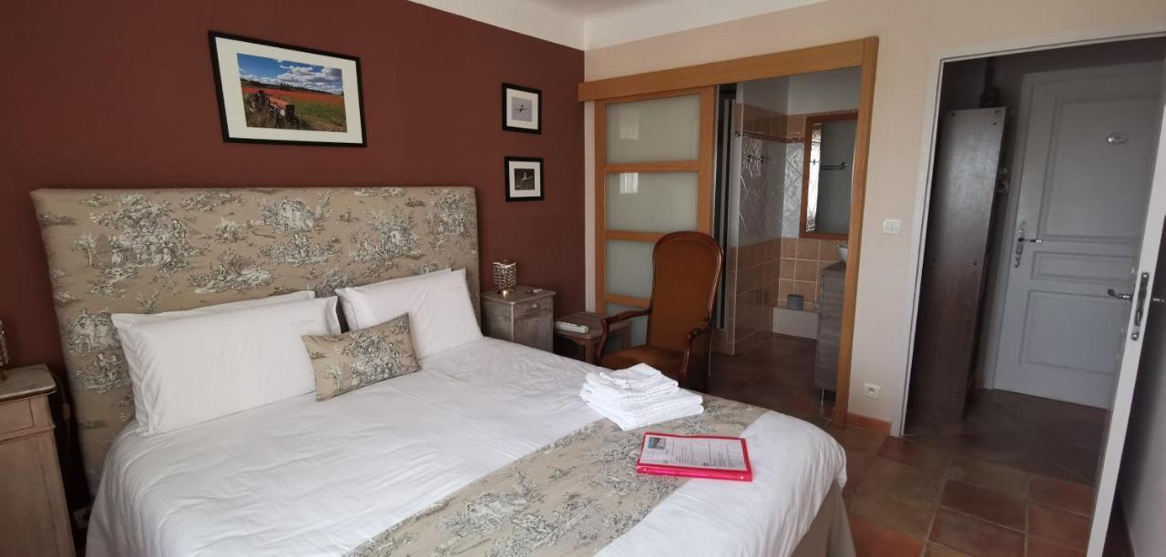 Villa des Cigales Beaucaire  Extérieur photo